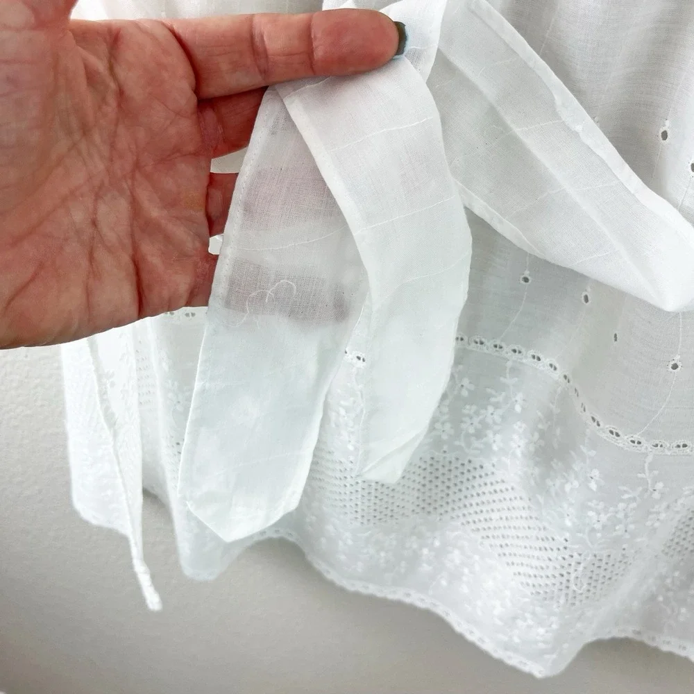 Handmade White Apron Lace Eyelet Vintage Kitchen